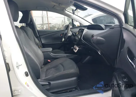 2017 Toyota Prius Two z USA, uszkodzony, nr VIN JTDKBRFU1H3038543